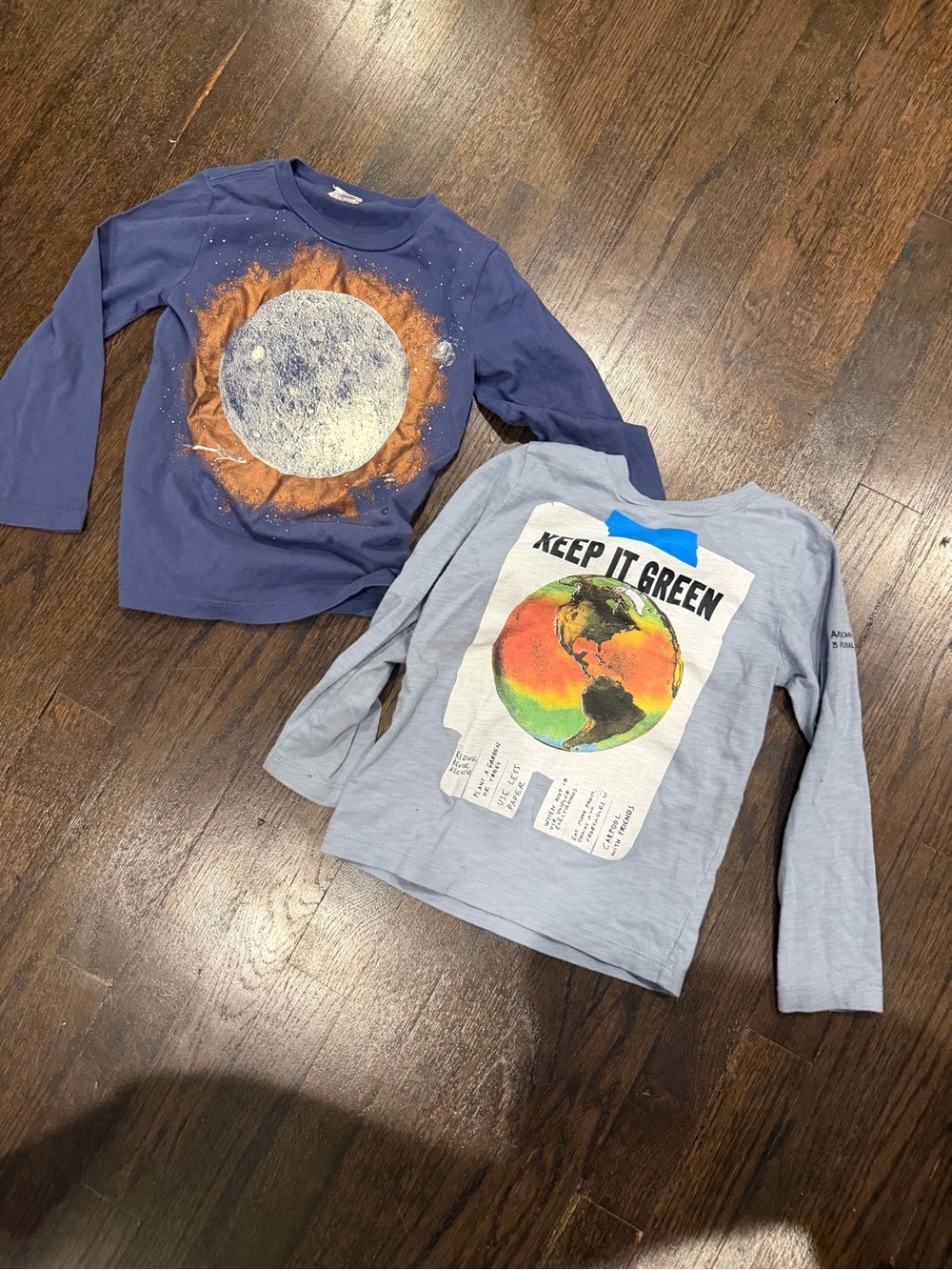 J crew kids -Keep It Green Graphic Long-Sleeve Tee - Light Gray size 4/5T set